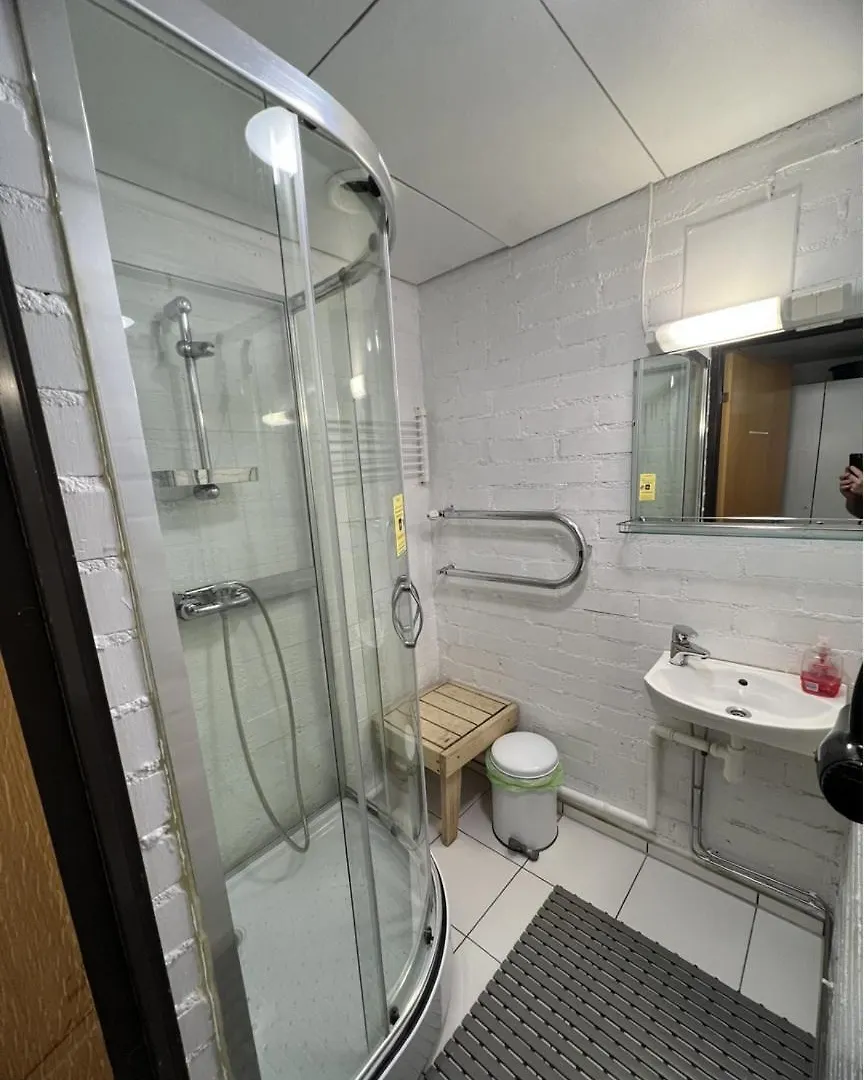 Office House Services 207 Helsinki Hostel